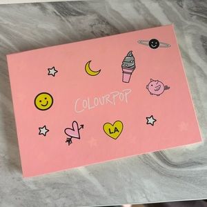 Colourpop magnetic palette